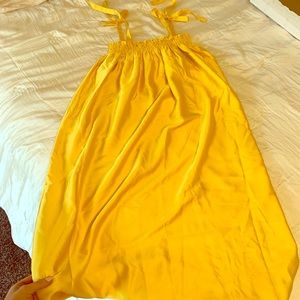 Yellow tie sleeve summer midi dress